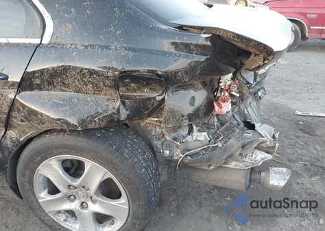 2005 Acura Rl 3.5 z USA, uszkodzony, nr VIN JH4KB16565C020835